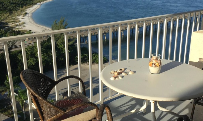 Fort Myers Beach Condo | Idyllic Ocean Views with Pool, Hot Tub & Private Beach!