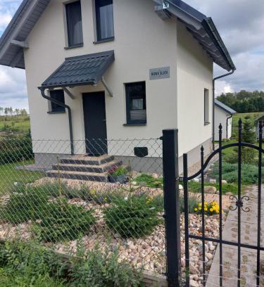 Lipusz House | Discover Nowa Śluza: Pet-Friendly Retreat with Hot Tub
