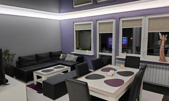 Jastrzebie-Zdroj Apartment | Modern 63m2 Apartment - Pet and Child Friendly Retreat