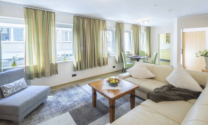 Dortmund City Centre Hotel | Cozy NP Hotel Königshof: Family-Friendly & Accessible Stay
