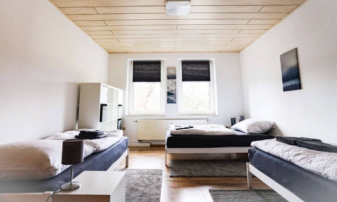 Neupetershain Nord Apartment | NP04 beautiful apartment in Neupetershain with WiFi