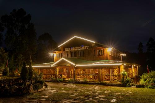 Fort Portal Bed & Breakfast | Nsaho Resort: Family-Friendly Retreat with Breakfast Included