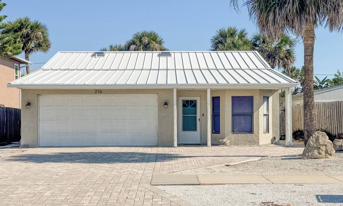 Boardwalk House | Experience NSB - Crawford Crash Pad with Oceanfront Views