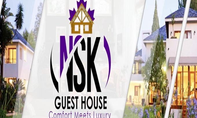 New Redruth House | Budget-Friendly Stay at NSK Guest House with Hot Tub