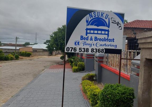 Thulamahashe Bed & Breakfast | Cozy Nsuku Bed and Breakfast with Family-Friendly Amenities