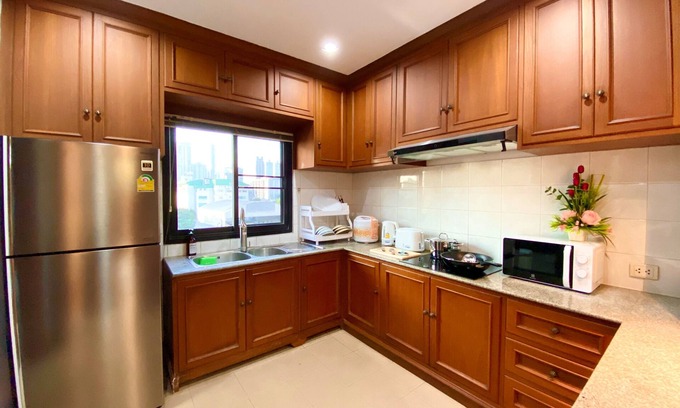 Sukhumvit House | Discover NT Place Sukhumvit Suites: Family-Friendly Retreat