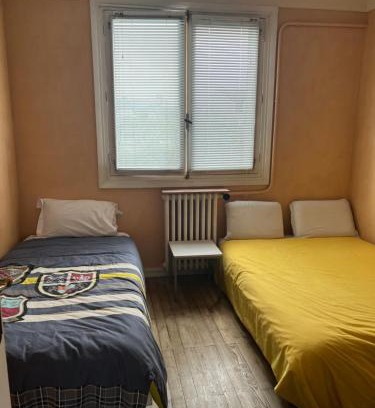 Pont Rousseau Apartment | Family-Friendly Retreat at Ntes Rezé with Free Linens