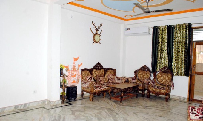 Taj Ganj House | Pet-Friendly Retreat at Nuestra Casa Agra Awaits You