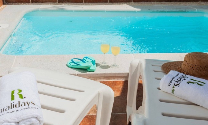 Santa Elena Villa | Relaxing Getaway at Nuevas Poblaciones, Despeñaperros