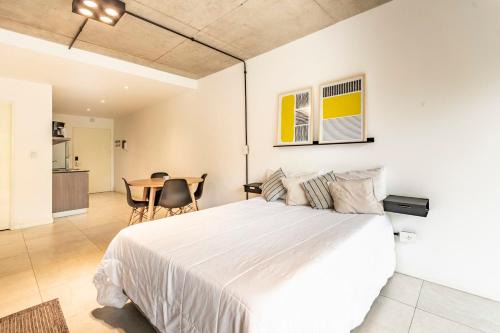 Constitucion Apartment | Modern Loft Just Minutes from Puerto Madero - Pet Friendly
