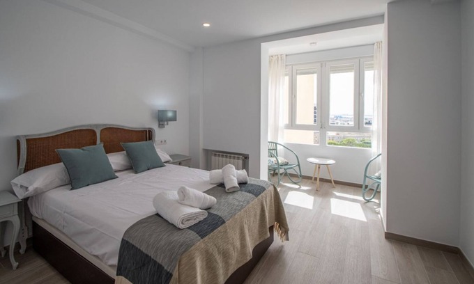 Cadiz Apartment | Comfortable Nuevo Mirandilla Apartment Steps from Cadiz Beach