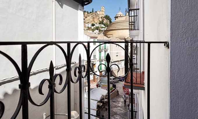 Montefrio House | Exceptional Nuevo Monteftur: Spa, Breakfast & Family-Friendly