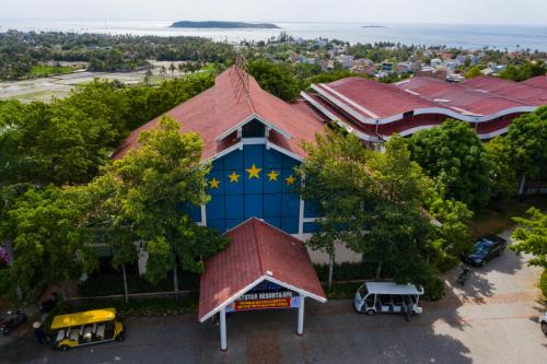 Tuy Hoa Resort | Nui Thom Ecolodge: 5-Star Retreat with Pool & Spa Experience