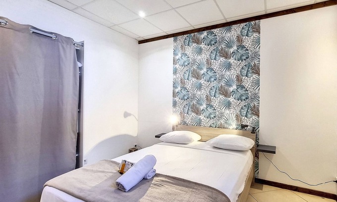 Le Portail Apartment | Sea View Escape at Nuit d’Étoile - Family-Friendly Retreat