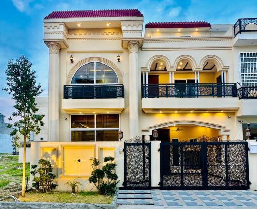 Punjab House | Pet-Friendly Nuke Villa: Guest Rated 10/10 for Families