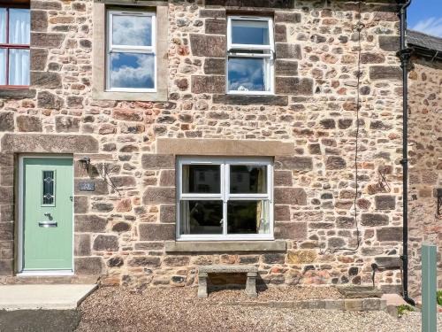 Wooler House | Family-Friendly Getaway at Number 23 - Pet Welcoming Retreat