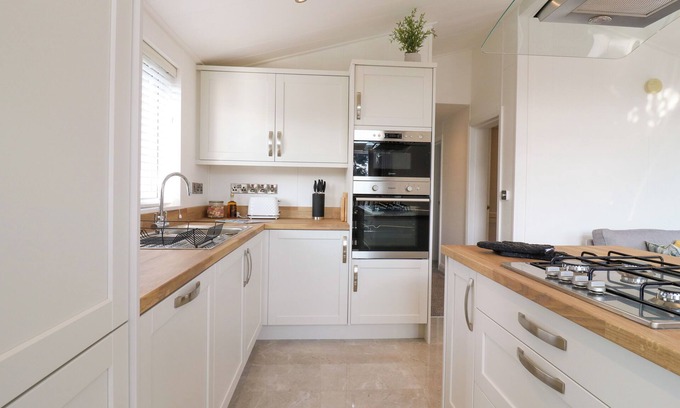 Burnham Market Cottage | Number 43 The Poplars