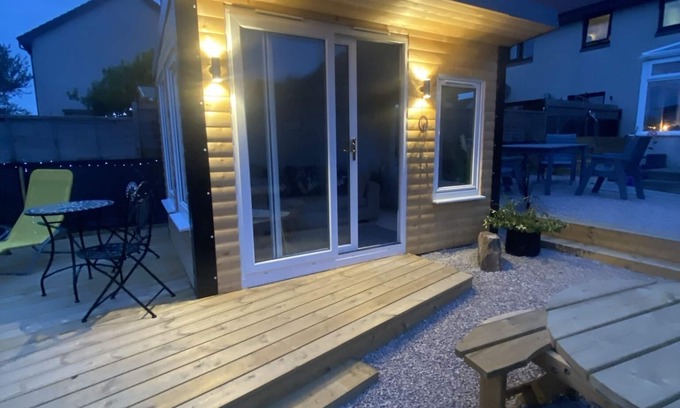 St Monans House | Modern Ocean View Holiday Home for 5 Guests at Number Fifty Six