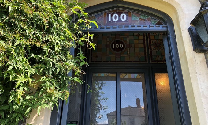 Adamsdown Bed & Breakfast | Budget-Friendly Number One Hundred B&B with Breakfast Included