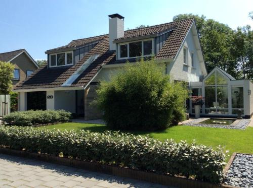 Zoutelande Apartment | Discover Nummer 20: Guest Rated 9.8 with Breakfast Included