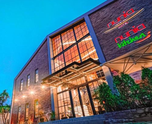 Serang Hotel | Discover Nunia Tamansari Hotel: Family-Friendly & Rated 9/10