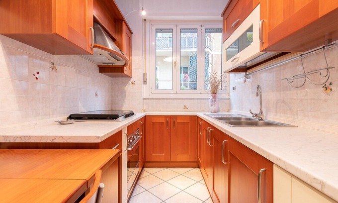 Appio Latino Apartment | Top-Rated Nunzia Home San Giovanni with Spa & Breakfast