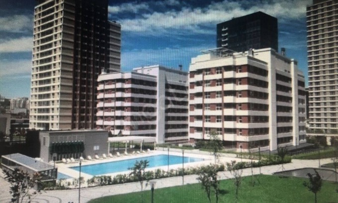Bagcilar House | Relax at Nurol Park Residence with Private Pool Access