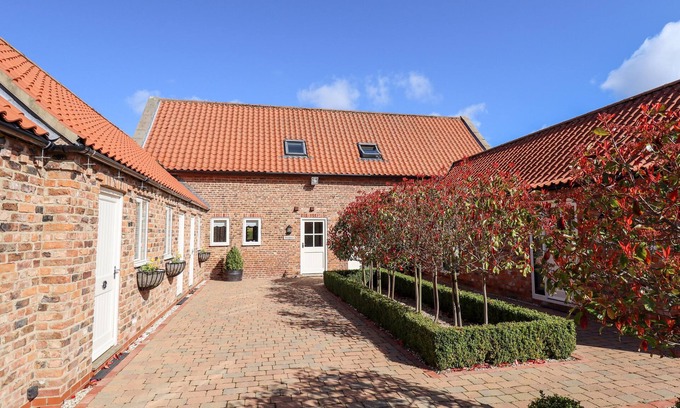 North Somercotes Cottage | Pet-Friendly Nursery Cottage with Garden in North Somercotes