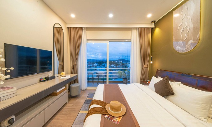 Da Lat Villa | Uyen Khang Villa - A Radiant Retreat for Families and Pets