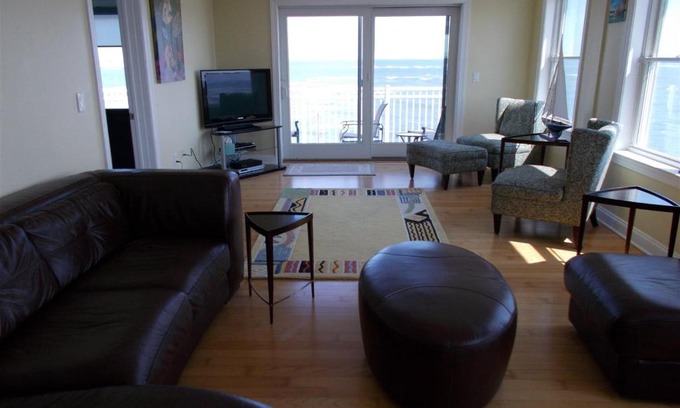 North Wildwood Apartment | Ocean View Retreat at NW101 West Spruce Avenue