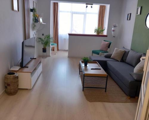Sighisoara Apartment | Budget-Friendly Nya Apartment with Breakfast & Child Care