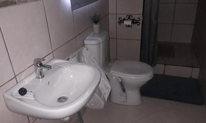 Lephalale House | Welcoming Nyamazane Guesthouse: Child-Friendly Retreat
