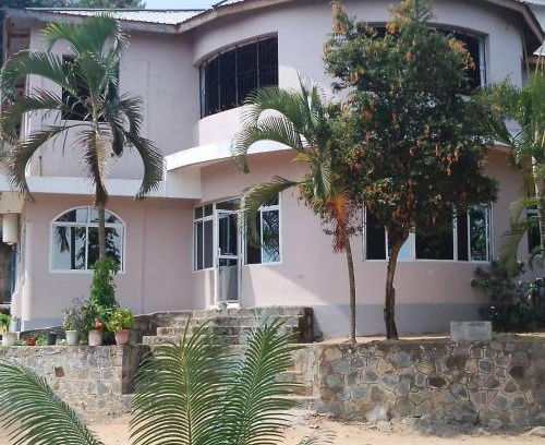 Mwanza Hotel | Experience Comfort at Nyanyama Resort with Family-Friendly Amenities