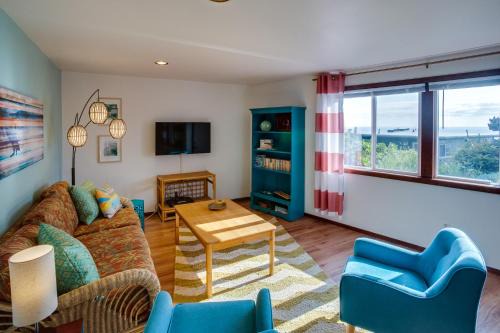 Newport House | Ocean View Retreat at Nye Beach: Pet & Child Friendly!