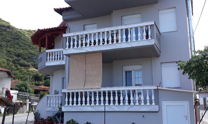 Sithonia Apartment | Experience Nymfes House: Oceanfront Escape with High Ratings