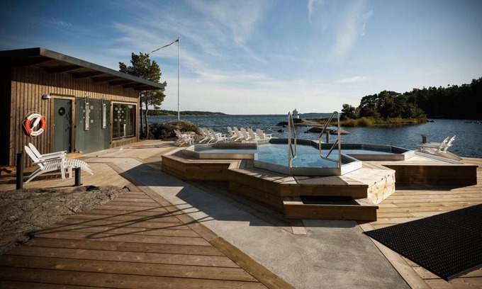 Nynashamn Hotel | Relax at Nynäs Havsbad: 4-Star Spa & Pool Retreat