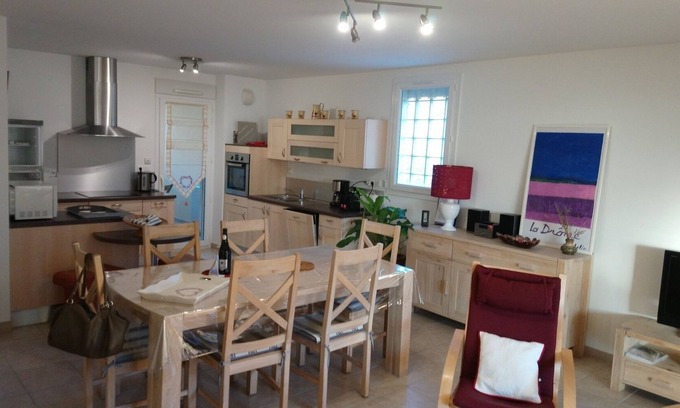Nyons Apartment | Discover Nyons: Top-Rated Hotel with Spa & Pool Amenities
