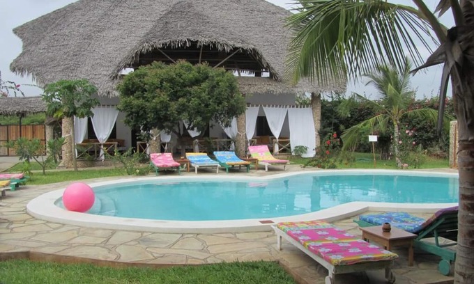 Gede Villa | Discover Nyota Villa Watamu: Pet-Friendly Retreat with Pool