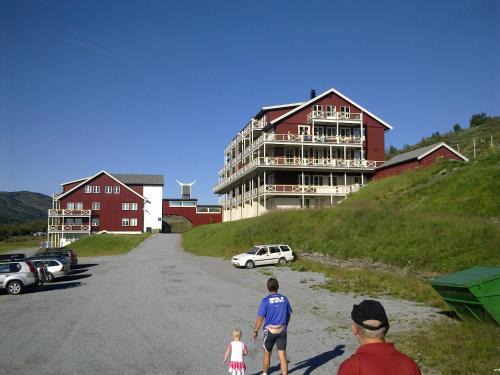 Tyinkrysset Apartment | Exceptional Nystuen: Family-Friendly with 9.1 Rating