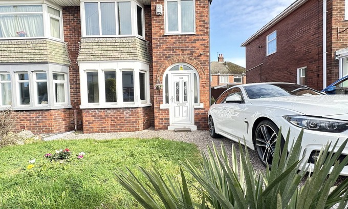 Blackpool House | Relax at Nyza's Cosy House near Pleasure Beach & Blackpool