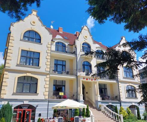 Swinoujscie Resort | Pet-Friendly Retreat at Ośrodek AMIGO for the Whole Family