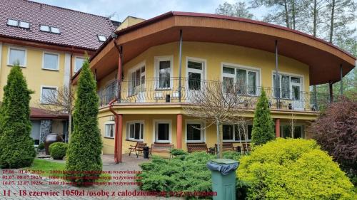 Głuchołazy Resort | Family-Friendly Ośrodek SUDETY with Hot Tub & Pet Welcome