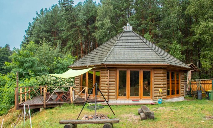 Olesno Resort | Discover "Źródła Dobrej": Pet-Friendly Retreat by the Sea