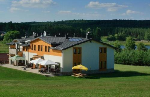 Adamow Resort | Welcoming Ośrodek Wypoczynkowy Jacnia: Rated 9/10!
