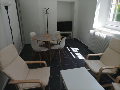 Salins-les-Bains Apartment | O'Couvent: Stylish 2-Bedroom Apartment, Pet Friendly Stay
