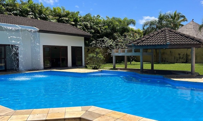 Jardim Acapulco House | Discover the Best Condominium in Guarujá with Spa & Pet Care