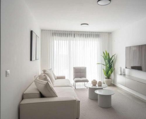 Bat Yam Apartment | Modern 2 BR Apartment - Perfect for Family Getaways