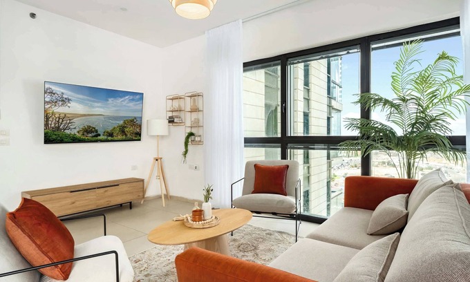 Bat Yam Apartment | O&O Group – Stylish 3BR Tower | Seaview | Parking