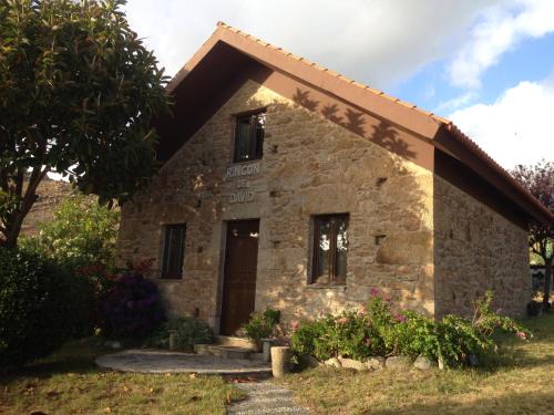 Canelinas House | Oceanfront Escape at O Rincón de David - Rated 9/10