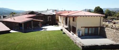 Viana do Bolo Hotel | Oceanfront Escape at O Trancallo - Rated 9/10 by Guests